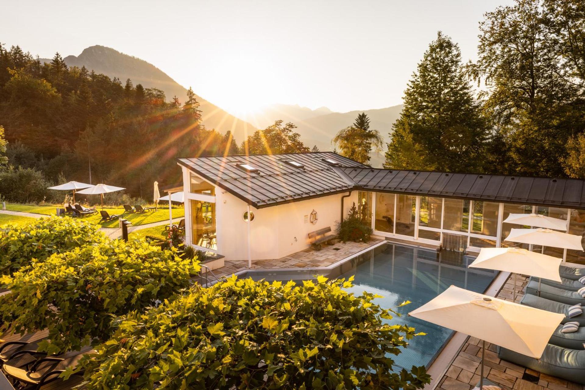 Alm- & Wellnesshotel Alpenhof Шенау-ам-Кенігсзе Екстер'єр фото
