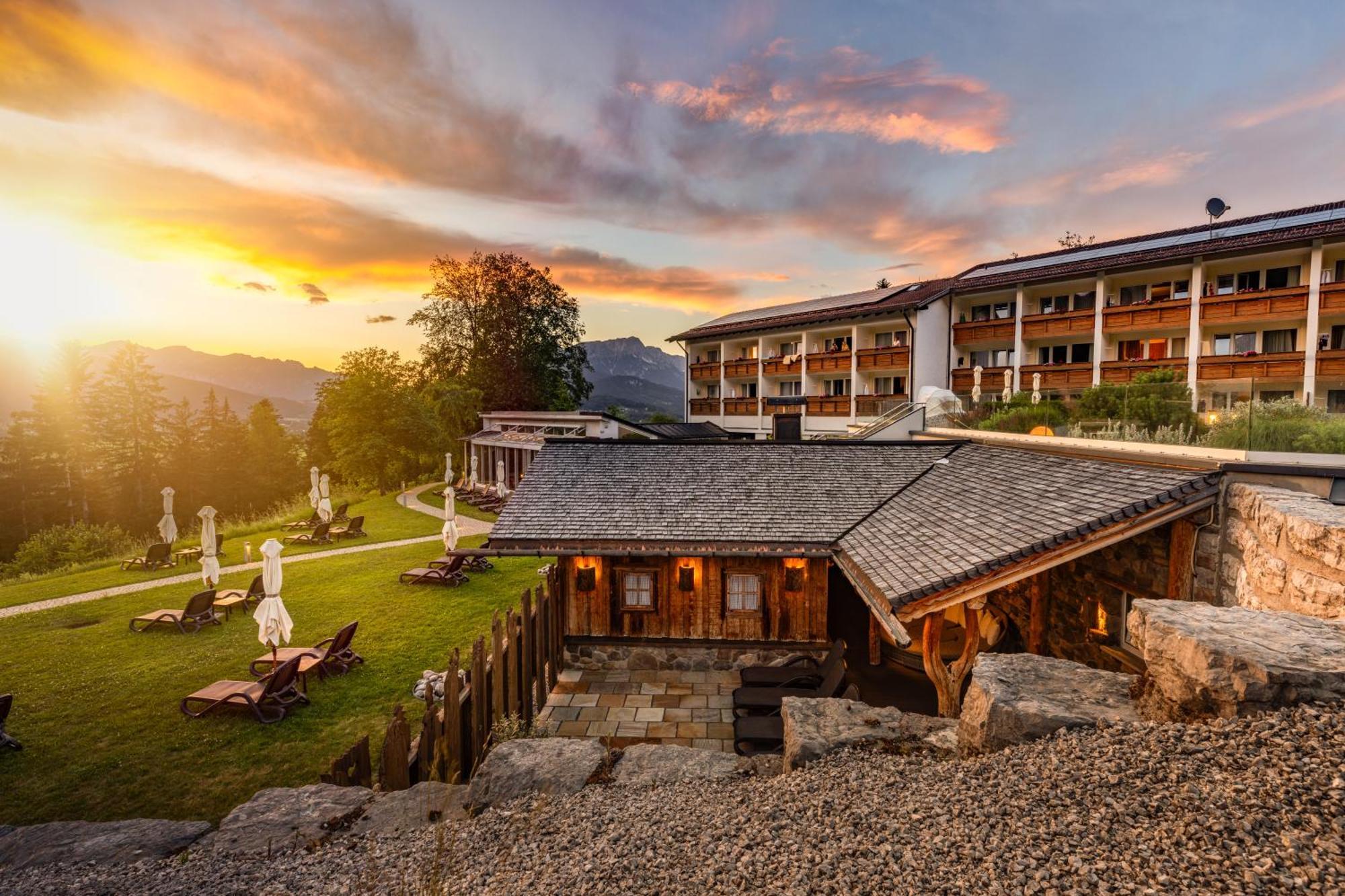 Alm- & Wellnesshotel Alpenhof Шенау-ам-Кенігсзе Екстер'єр фото